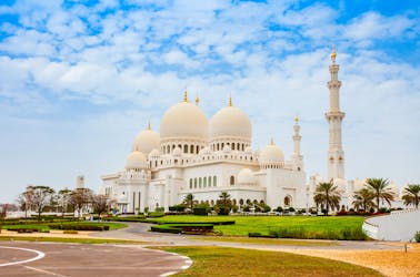 Sheikh Zayed Mosque, Qasr Al Watan Palace ed Etihad Towers tour di un giorno da Abu Dhabi